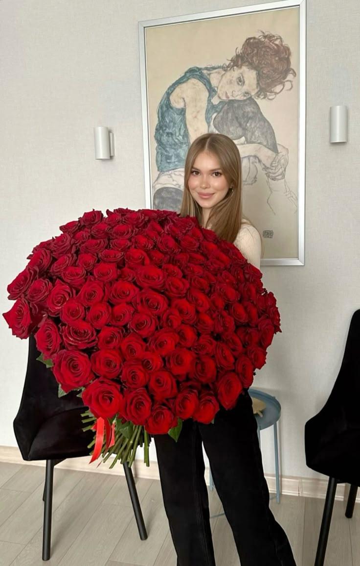 TerraLuniscente workshop space where corporate flower arrangements are designed and prepared for business delivery